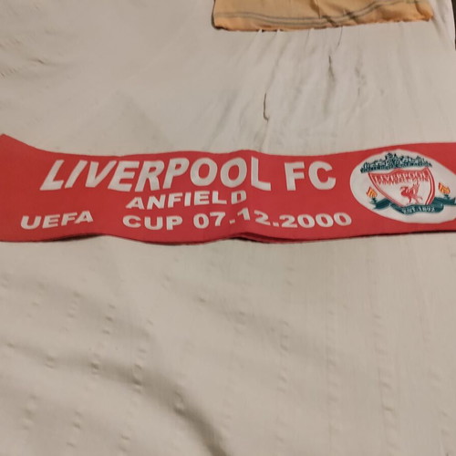 Olympiakos collectible scarf with Liverpool UEFA 2000-01 like new