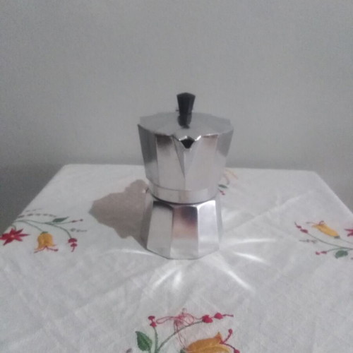 Loumidis hand coffee maker like new, collectible