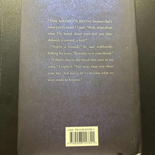 Carve the Mark by Veronica Roth like new
