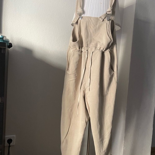 One-piece jumpsuit like new, size up to L with drawstring waist