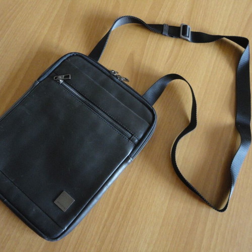 Samsonite men's bag made of genuine leather used, black