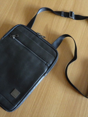 Samsonite men's bag made of genuine leather used, black