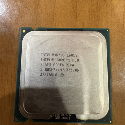 Intel Core 2 Duo E6850 3.00GHz CPU used, retro LGA775