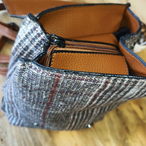 Women’s checked backpack bag with brown leatherette like new