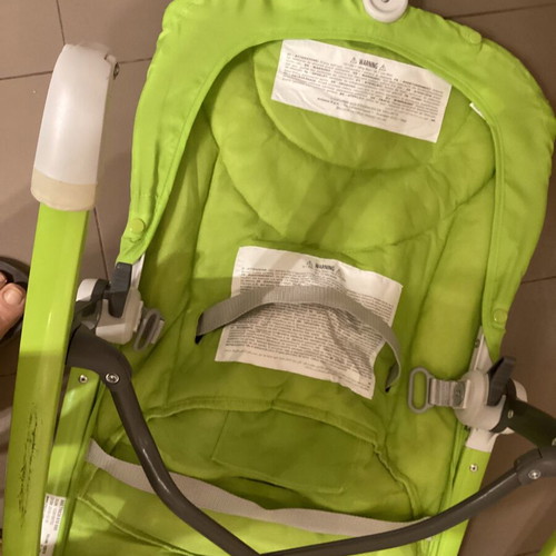 Chicco Pocket Relax baby bouncer lime green like new