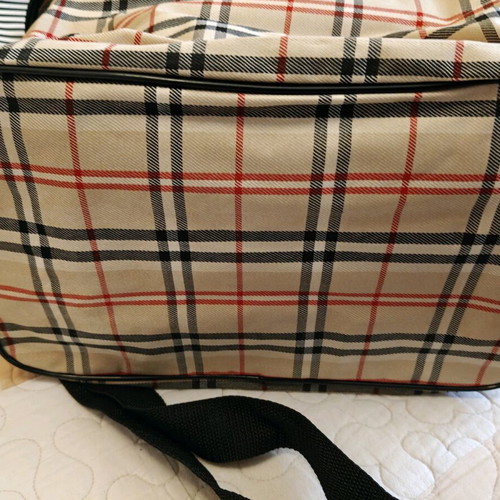 Toiletry bag very large, new, checkered design