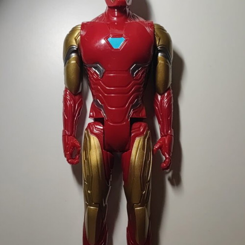 Hasbro Marvel Avengers Titan Hero Series Iron Man 30cm like new
