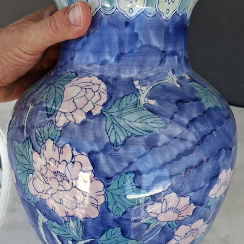 Large Blue Porcelain Vase with Pink Flowers and Green Leaves like new
