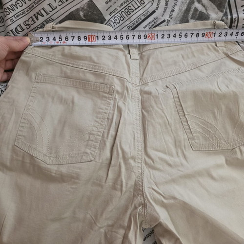 Summer beige bermuda shorts like new, small/medium