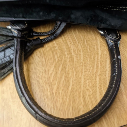 Lila Verde leather and suede handbag, black
