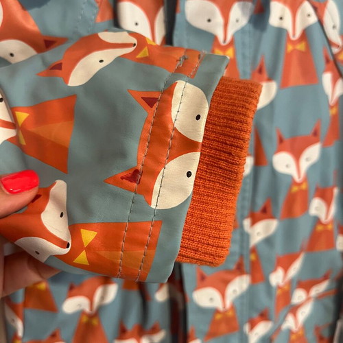 Light jacket Beauty and the Bib with fox print like new