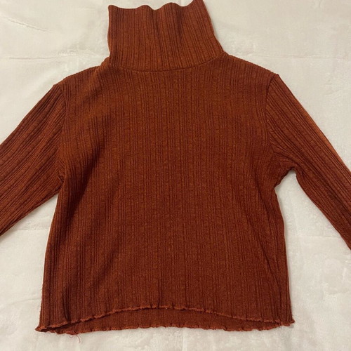 Bershka turtleneck brick red used, light knit, comfortable casual