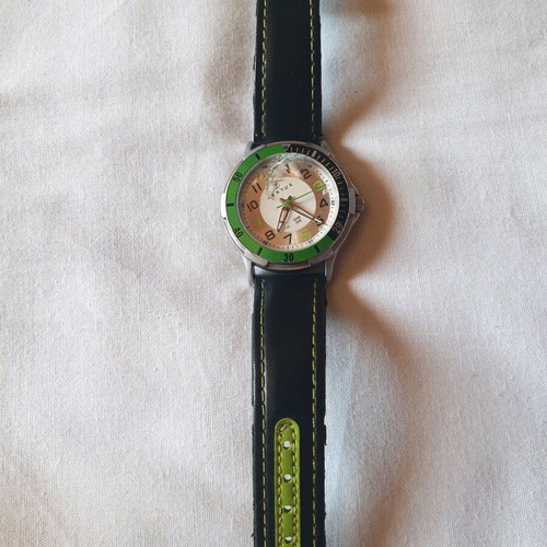 Certus junior children's watch used with broken glass, black and green