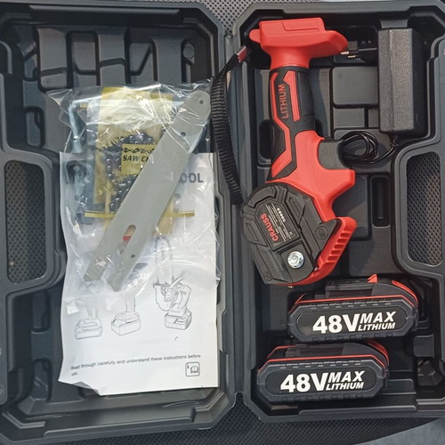 Mini Rechargeable Chainsaw 24V with 2 Batteries