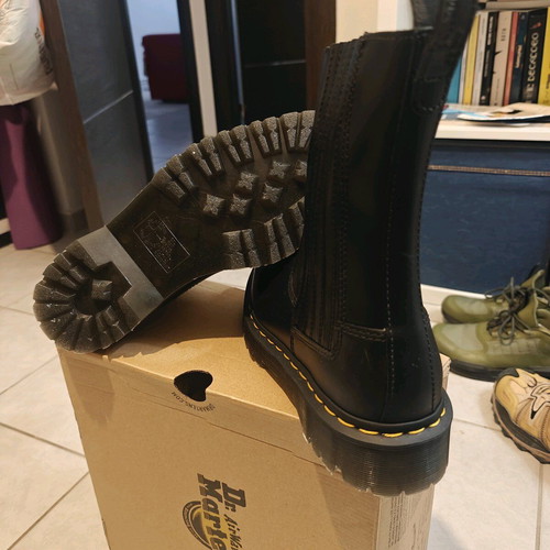 Dr. Martens Ammayah Lo black boots size 41 new unisex
