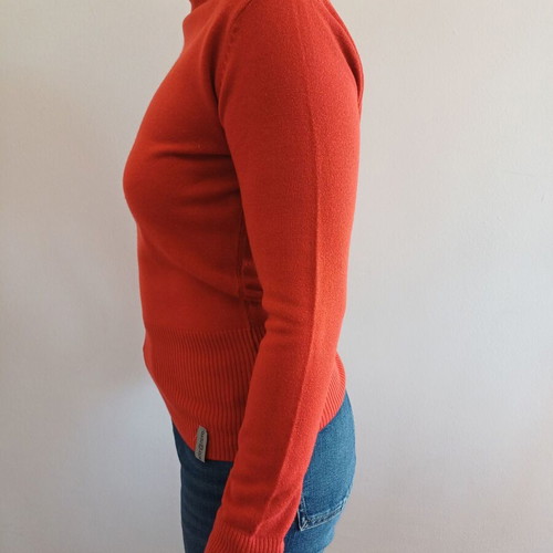 Attrattivo turtleneck small like new, orange