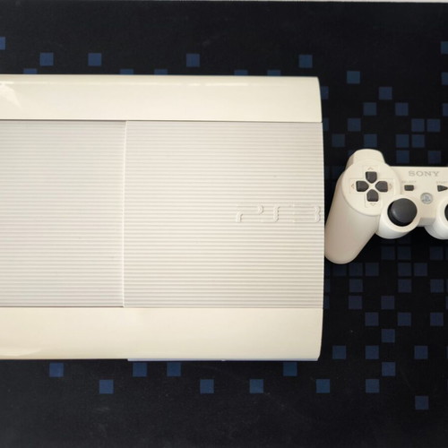Sony PlayStation 3 Super Slim Classic White 500GB used with DualShock 3