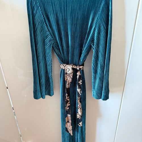 Nidodileda dress like new, blue turquoise