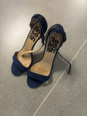 Refresh blue sandals size 39