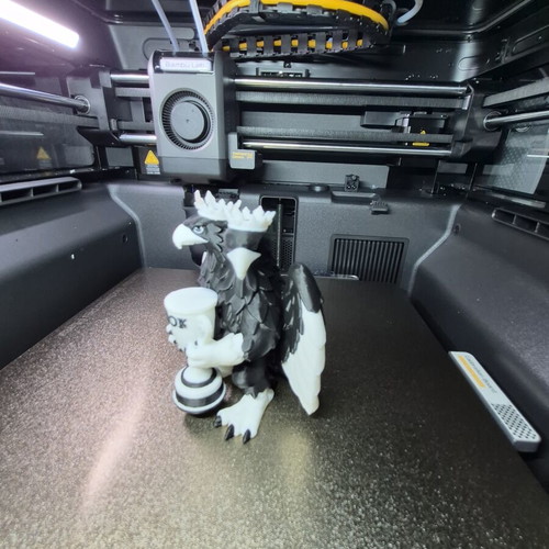 PAOK Double-Headed Eagle 3D Printed Figurine with Trophy, New, 10 cm