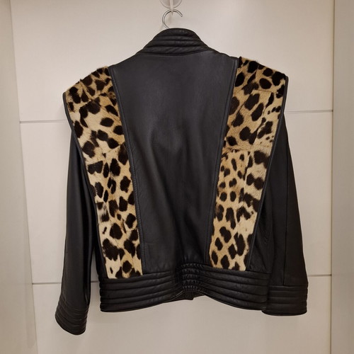 Luxury vintage leather jacket with leopard details like new