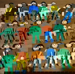  16  φιγούρες Playmobil