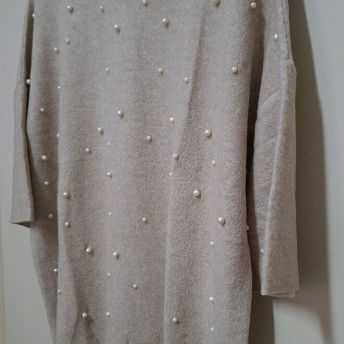 Zara pullover with 3/4 sleeve like new, beige with pearl beads