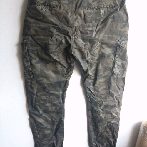 Camouflage pants size 48, length 104 cm, like new, with patches