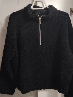 Hyper Tedy Hooded Small sweatshirt like new, black