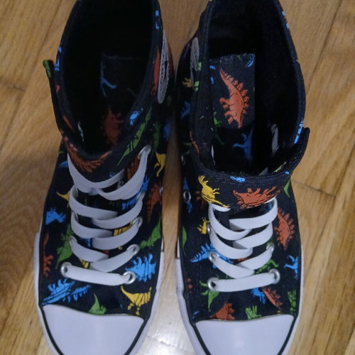 Converse All Stars kids boots with dinosaurs like new, size 35