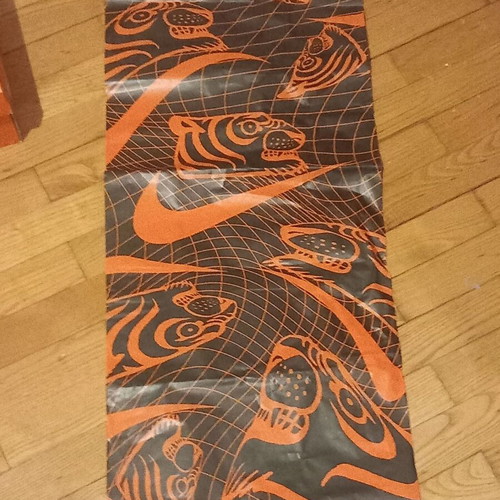 Nike Dunk x Sooulgoods collectible sneakers like new, size 38.5