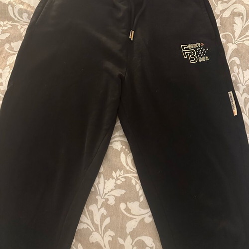 Women's tracksuit used, size S comfortable for M