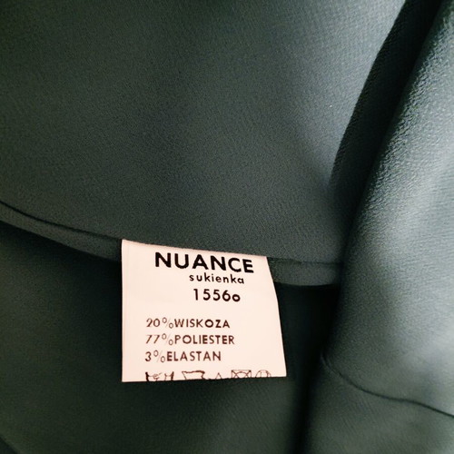 Nuance emerald dress size 40 with gold rings pattern