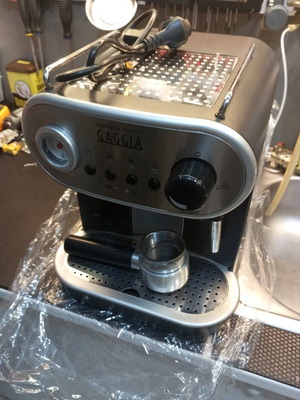 Gaggia Carezza Deluxe μηχανή espresso σαν καινούργιο