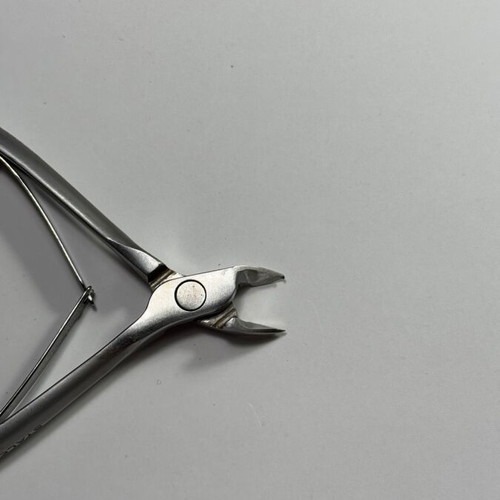 Staleks Pro 5 mm professional nipper used for manicure and pedicure