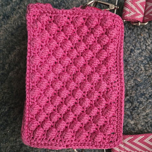 Handmade knitted crossbody bag pink new