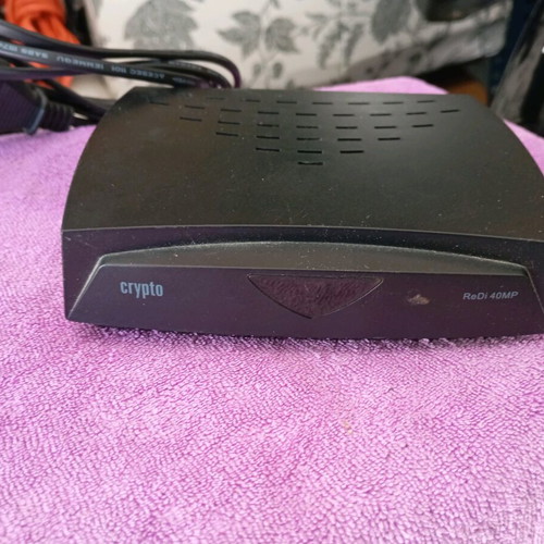 Crypto ReDi 40MP digital receiver like new with scart cable