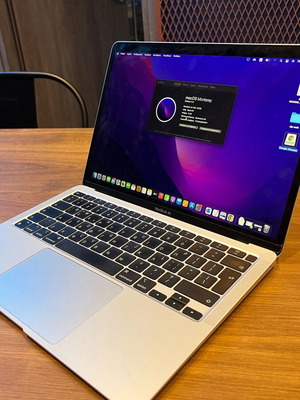 MacBook 2020