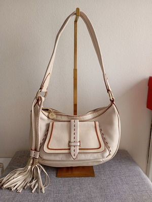 Lancel vintage original shoulder bag used, ecru color
