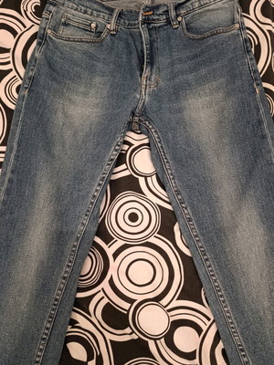 Zara jean like new, size 42
