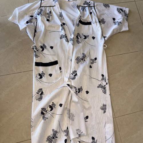 Robe A-Style white, like new, size L