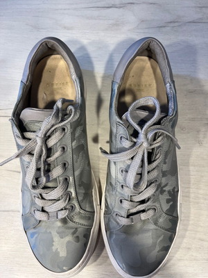 NUBIKK мъжки камуфлажни маратонки като ново, размер 40, сиви