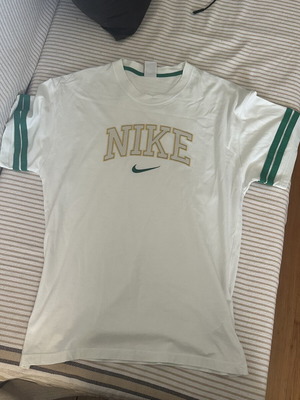 Nike Retro T-shirt L like new, white