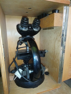 Karl Zeiss microscope new professional