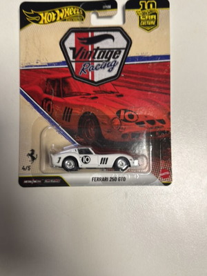 Hot Wheels Premium Ferrari 250 GTO
