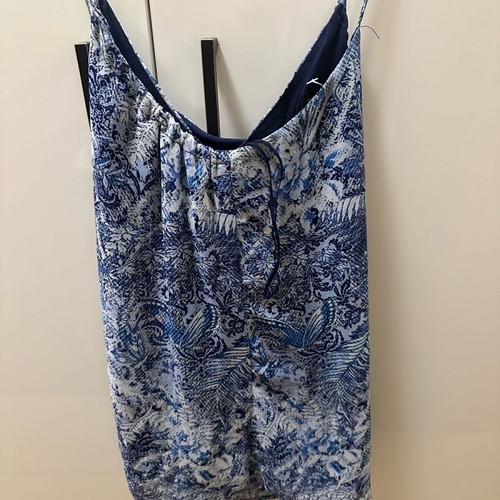 Mango rantes top large like new