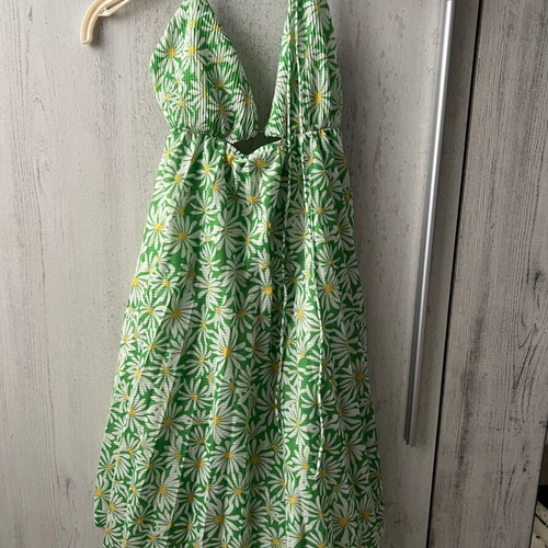Zara dress green like new, size S