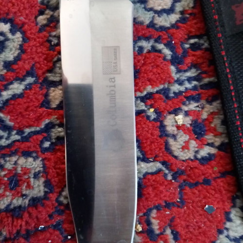 Hunting Knife New With Elegant Handle