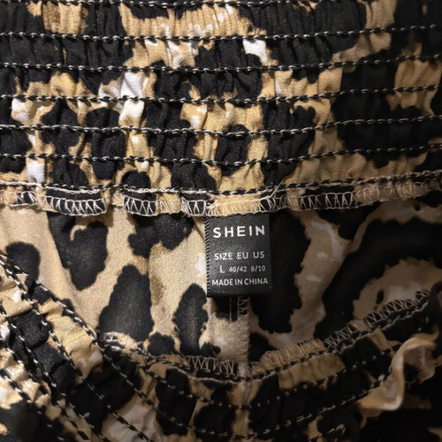 Shein pants like new, size L, black and beige