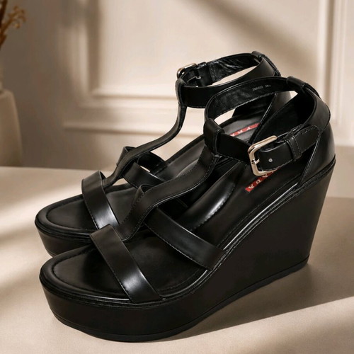 Prada women's platform sandals like new, black leather, size 38.5-39